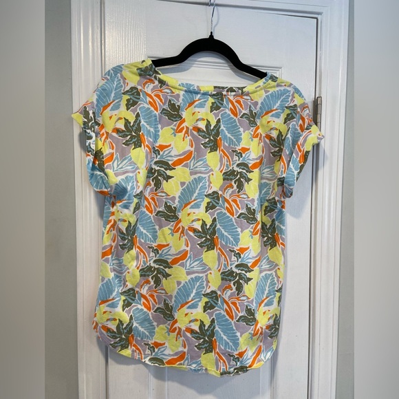 L.L. Bean Signature Size M Rangeley Cotton Tee Scoop Neck Lemon Floral Tee Shirt - Picture 10 of 10